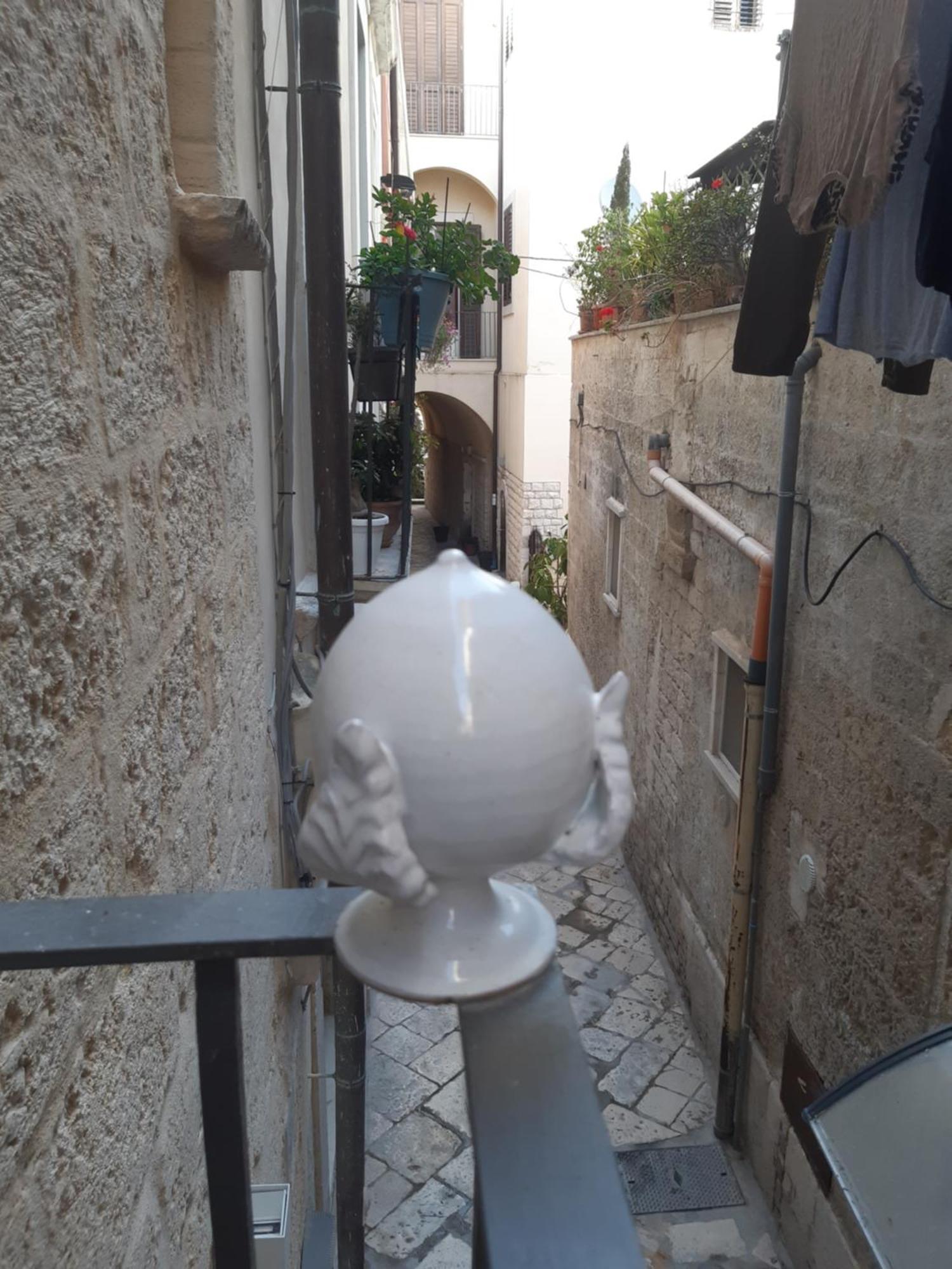 Dimora Acqua Di Sale Apartment Bari Bagian luar foto
